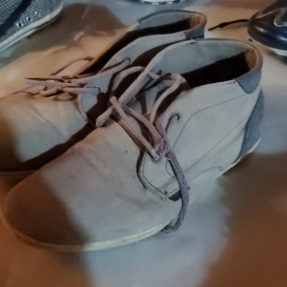 Various men's 8.5 sz shoes - Picture 8 of 13